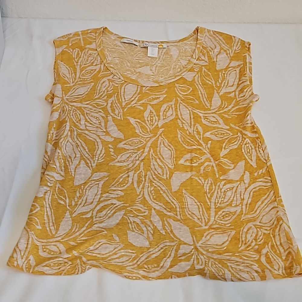 C & C California 100% linen sunflower yellow tshirt. Size L